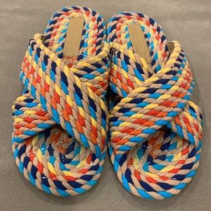 Limited Edition Salt +Umber x Roots Sandals, size 7